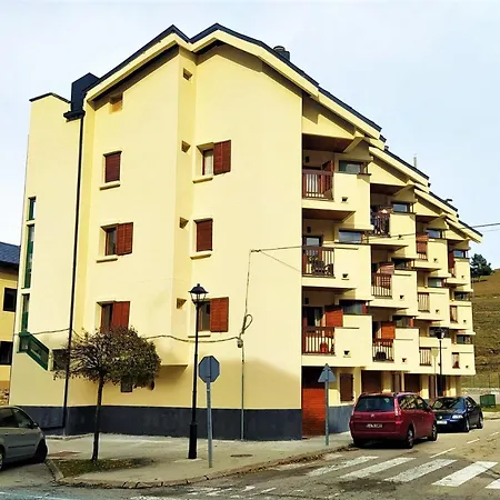 En Apartment *